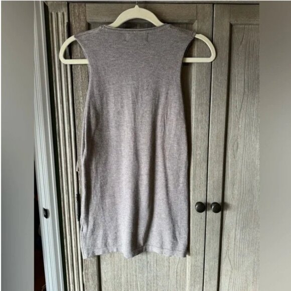 Elle Etern Sleeveless Sweater - S/M - Picture 3 of 4